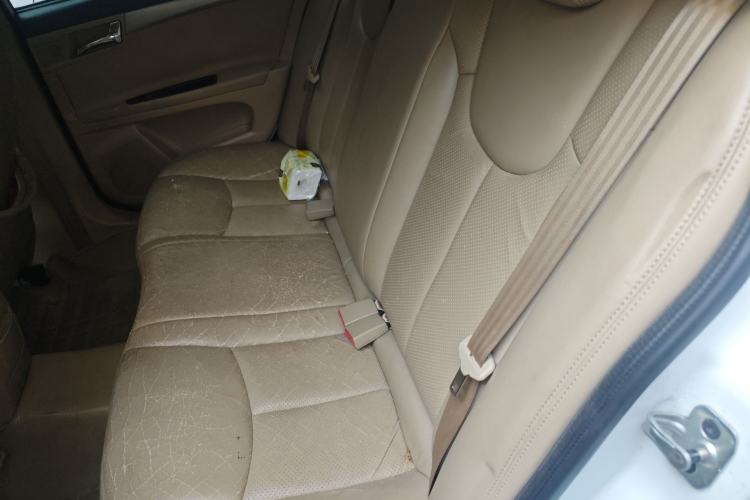 Used Roewe 350 2015 1.5L Automatic Luxury Sunroof Edition