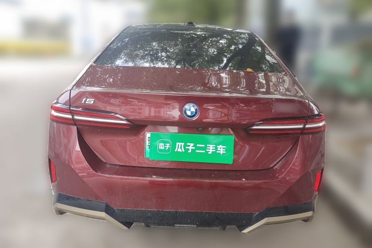 Used BMW i5 2024 eDrive 35L Luxury Model with M Sport Package
