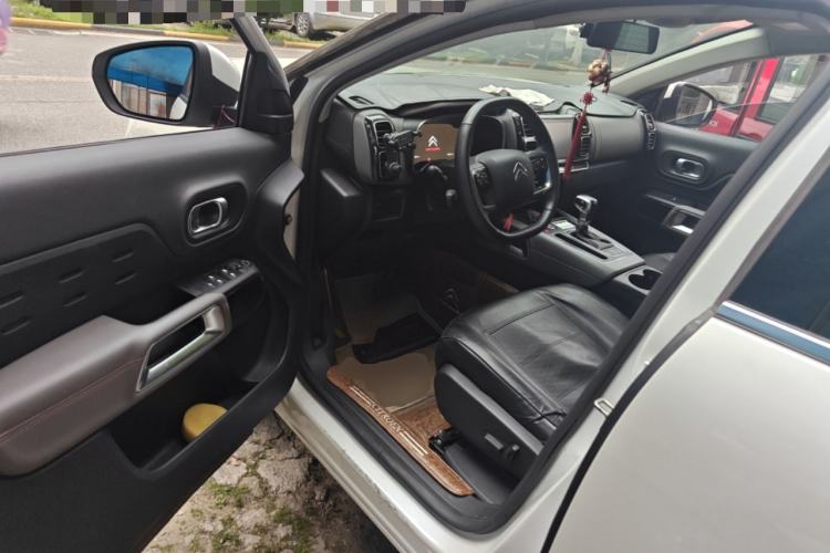 Used Citroen C5 AIRCROSS 2019 350THP Enjoyment Model China V Standard Driver Seat