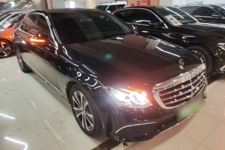 Used Mercedes-Benz E-Class New Energy 2020 E 300 e L Front Right 45 Deg