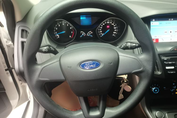 Used Ford Focus 2017 Hatchback 1.6L Automatic Comfort Plus SmartDrive Edition
