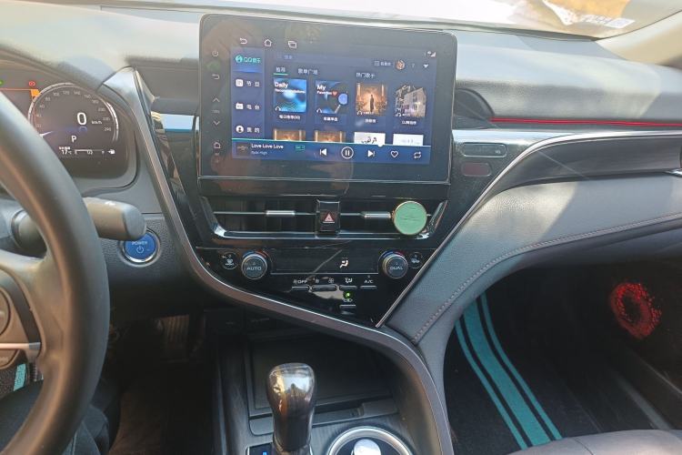 Used Toyota Camry 2023 Dual-Motor 2.5HG Luxury Edition
