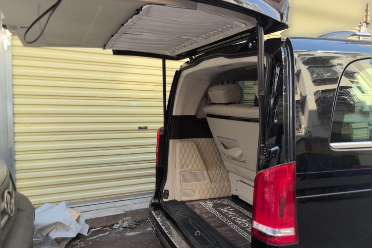 Used Mercedes-Benz Vito 2020 2.0T Elite Version 7 Seats
