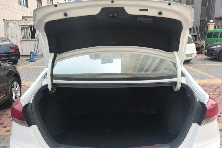 Used Hyundai Elantra (6th Generation / Lingdong) 2016 1.6L Automatic ZhiXuan – Elite Version Trunk