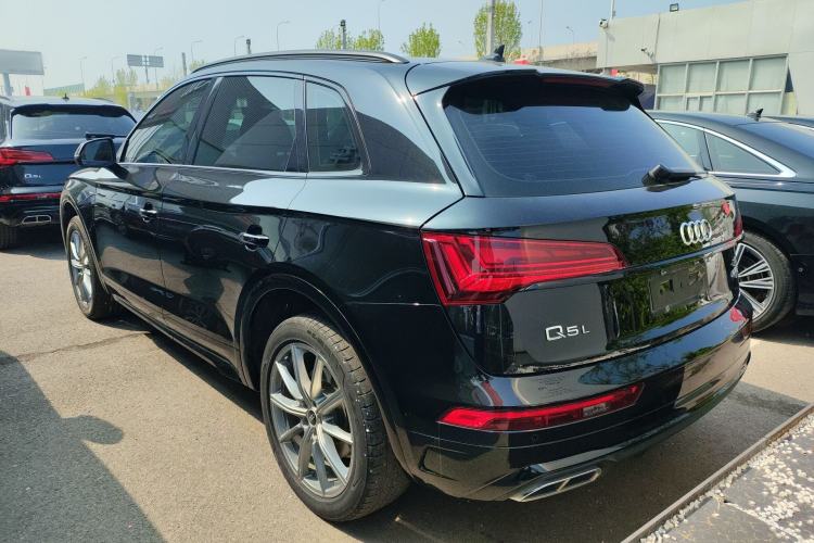 Used Audi Q5L 2022 40T Fashionable and Dynamic Model