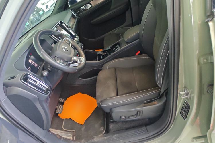Used Volvo XC40 New Energy 2023 Long-Range PRO Version Left Front Seat