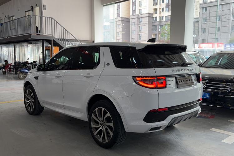 Used Land Rover Discovery Sport 2020 249 PS R-Dynamic Performance Edition Exterior 2