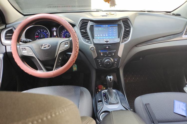 Used Hyundai Santa Fe 2013 2.4L Automatic 2WD Comfort Edition