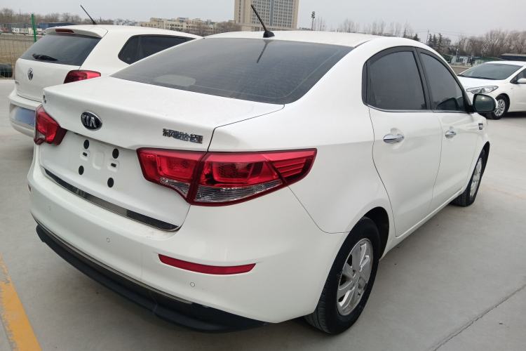 Used Kia K2 2015 Sedan 1.4L MT GLS
