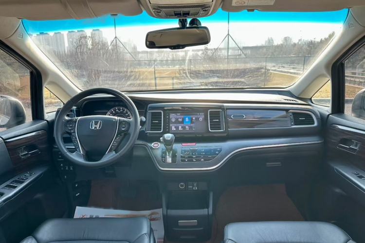 Used Honda Elysion 2016 2.4L Luxury Edition