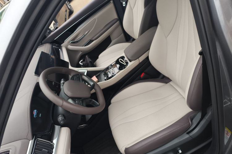 Used BYD Song PLUS New Energy 2025 DM-i Smart Drive 112KM Prestige Model Left Front Seat