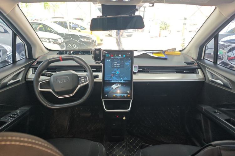 Used NETA V 2022 Chao 300 Lite Ternary Lithium Center Console