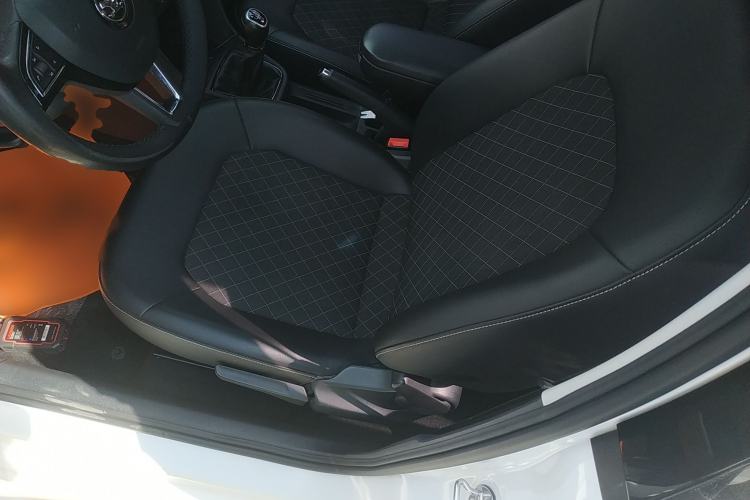 Used Skoda Rapid 2018 1.6L Manual Comfort Edition
