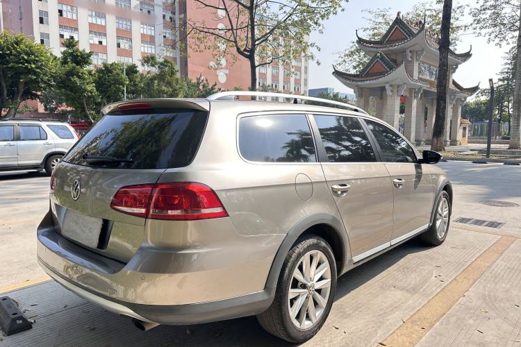 Used Volkswagen Magotan (Import) 2012 Travel Edition 2.0 TSI 4x4 Comfort Version