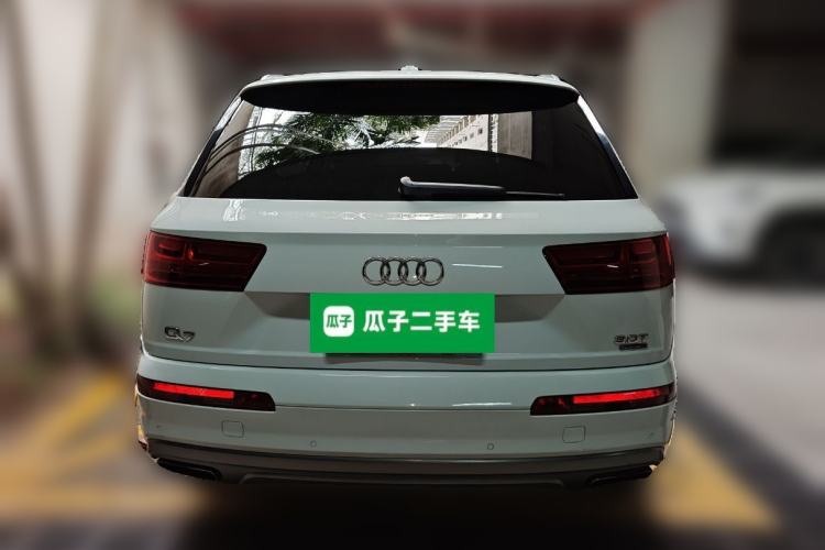 Used Audi Q7 
