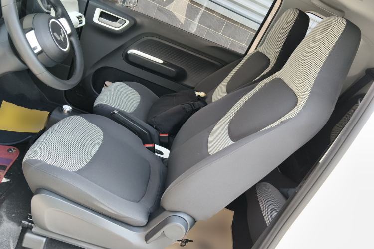 Used Wuling Hongguang MINIEV 2024 3rd Generation 215km Advanced Version Left Front Seat