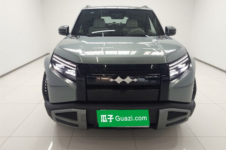 Used Formula Leopard Titanium 3 2025 501KM All-Wheel Drive Intelligent Driving Ultra Version