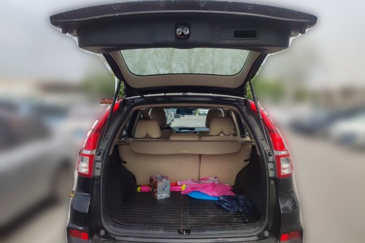 Used Honda CR-V 2015 2.0L two-wheel drive urban version
