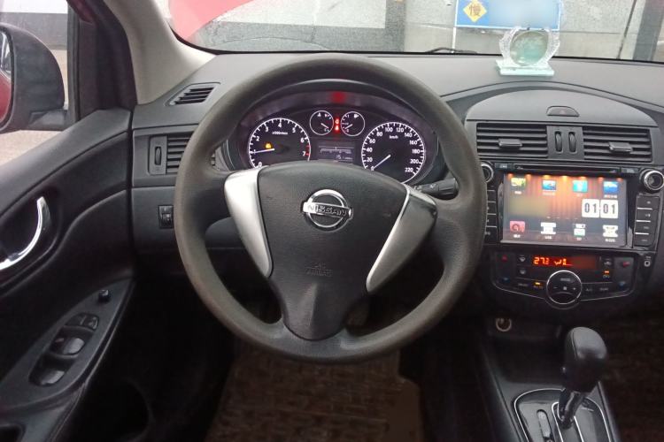 Used Nissan Tiida 2011 1.6L CVT Smart Version Steering Wheel