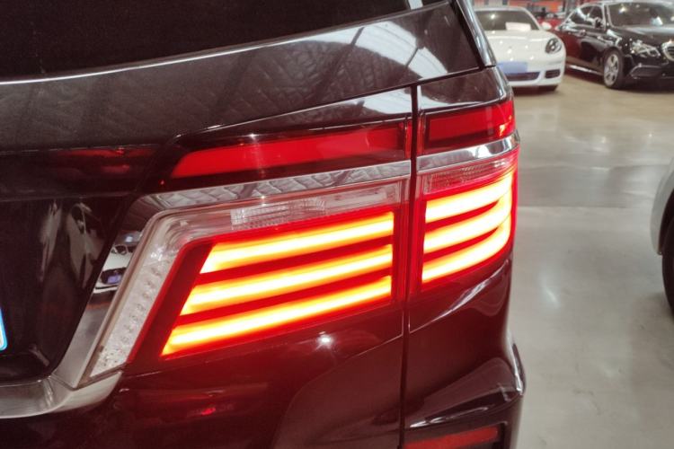 Used Honda Elysion 2016 2.4L Comfort Edition
