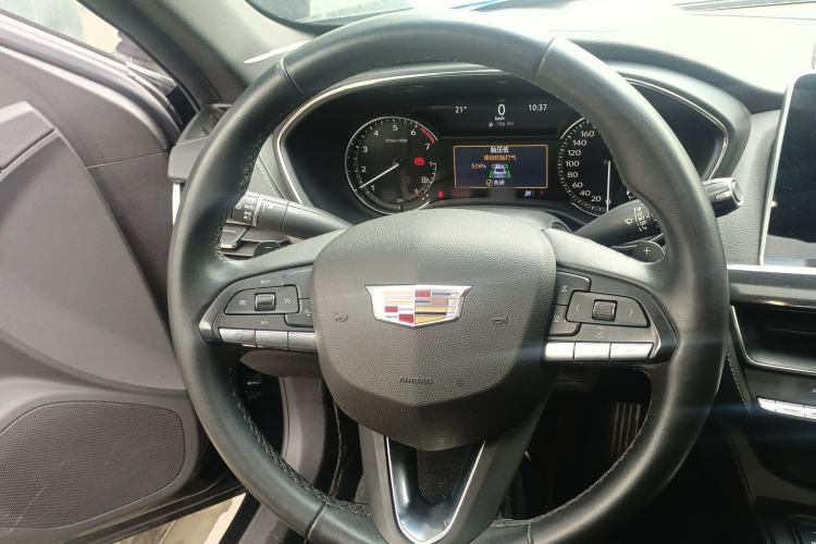 Used Cadillac CT5 2021 28T Fashion Edition Steering Wheel