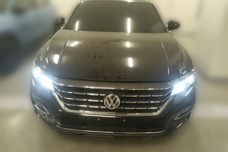 Used Volkswagen Passat 2019 330TSI Luxury Edition China VI Standard Front