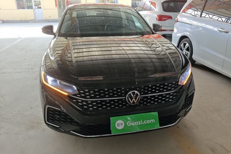 Used Volkswagen Passat 2023 Revised 330TSI Starry Elite Edition