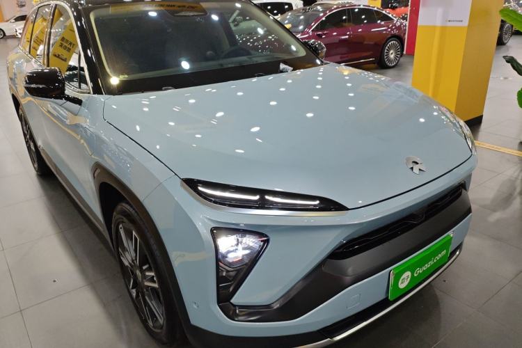 Used Nio ES6 2020 610 km Performance Version Front Right 45 Deg