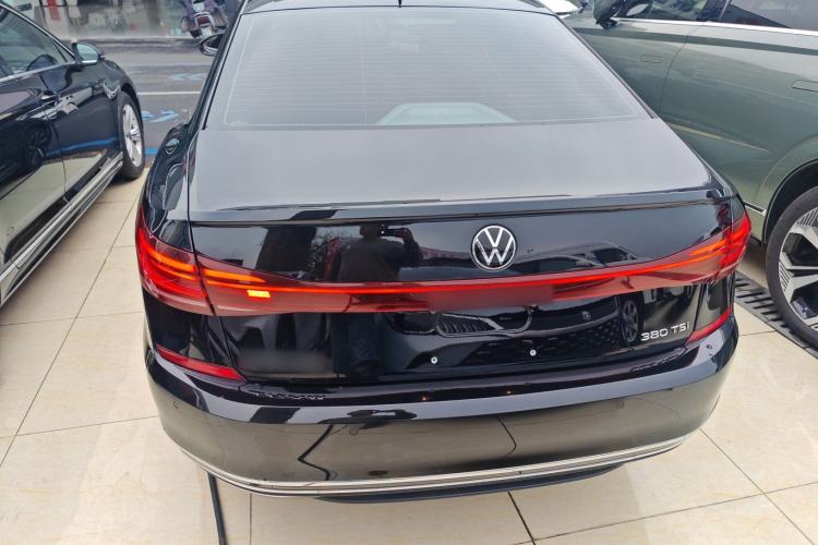 Used Volkswagen Passat 2024 380TSI Dragon Edition