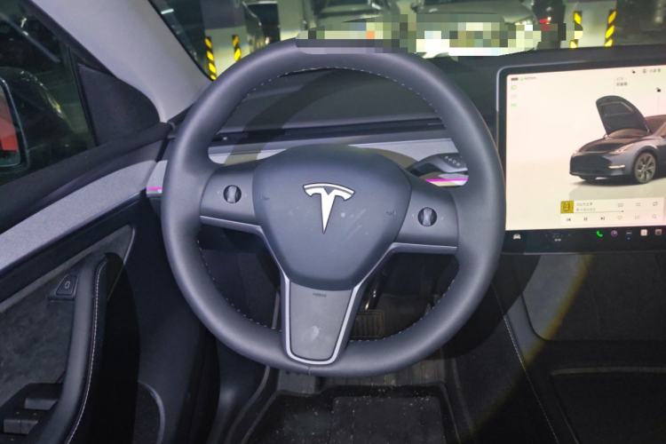 Used Tesla Model Y 2024 Rear-Wheel-Drive Version
