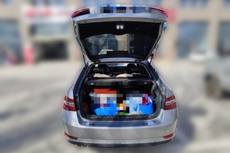 Used Skoda Superb 2016 TSI330 DSG Smart Drive Edition Trunk