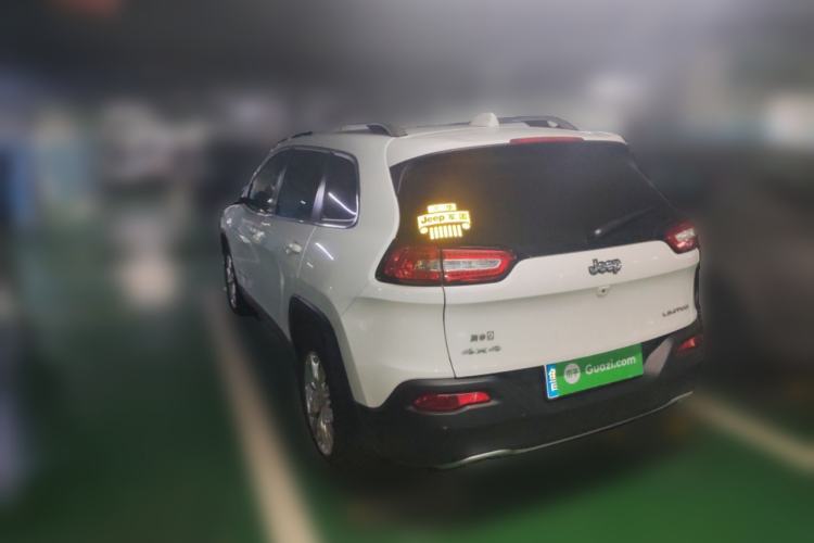 Used Jeep Cherokee 2014 2.4L Luxury Edition