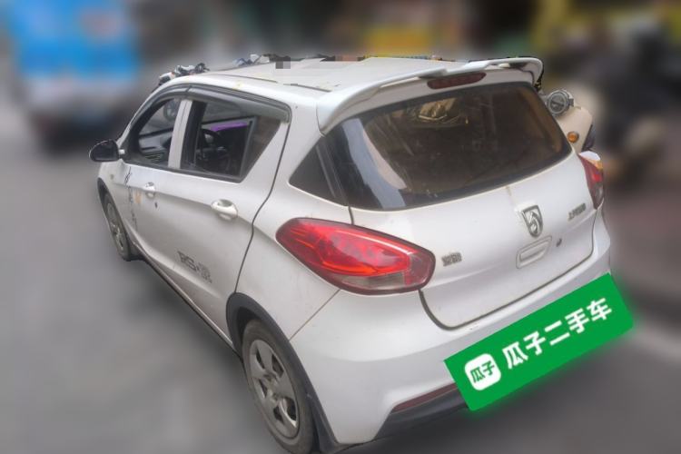 Used Baojun 310 2016 1.2L manual Comfort trim level