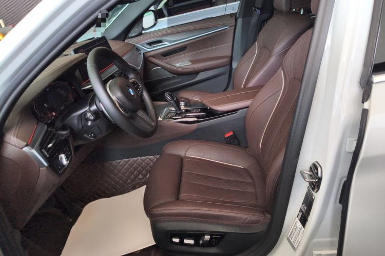 Used BMW 5 Series 2022 Second Facelift 530Li Luxury Version M Sport Package