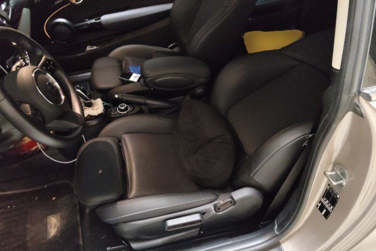 Used MINI 2023 1.5T COOPER Artist