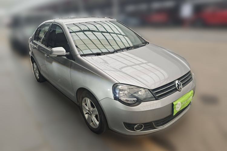 Used Volkswagen Polo 2011 Jingqu 1.6L Manual - Real Cool Edition