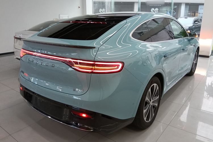 Used Hima Luxeed R7 2025 Range-Extended Version 251 km Max Rear Right 45 Deg