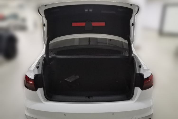 Used Audi A4L 2022 40 TFSI Fashion Dynamic Model
