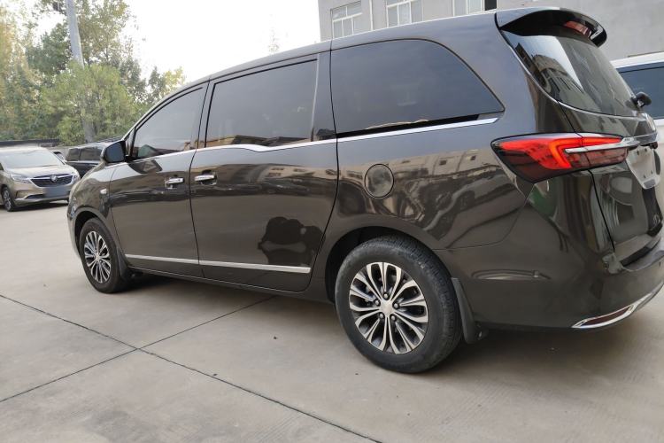 Used Buick GL8 2021 Land Cruiser Executive Class 652T Smart Luxury Model
