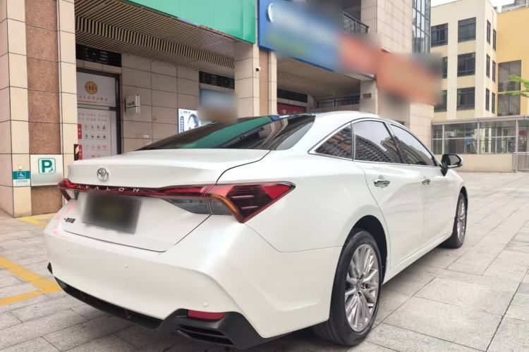 Used Toyota Avalon 2024 2.0L Luxury Edition Exterior 5