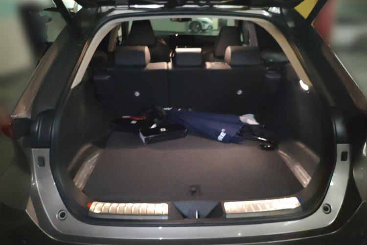 Used Toyota Harrier 2023 Dual-Engine 2.5L CVT Two-Wheel Drive Luxury Edition Trunk