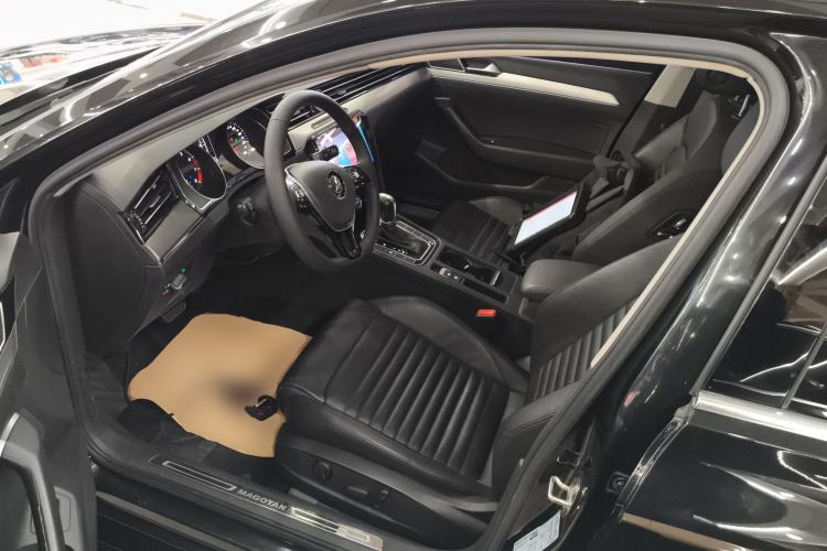 Used Volkswagen Magotan 2019 330TSI DSG Leading Model China VI Standard
