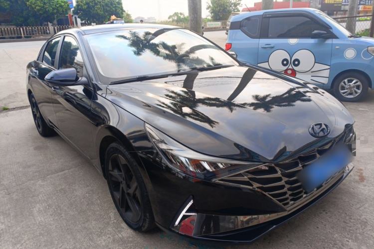 Used Hyundai Elantra 2021 1.5L CVT LUX Prestige Edition
