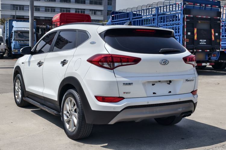 Used Hyundai Tucson 2018 1.6T Dual-Clutch Two-Wheel Drive 15th Anniversary Special Edition
