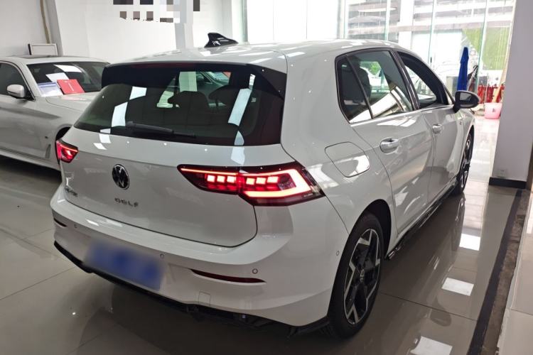 Used Volkswagen Golf 2025 300TSI R-Line