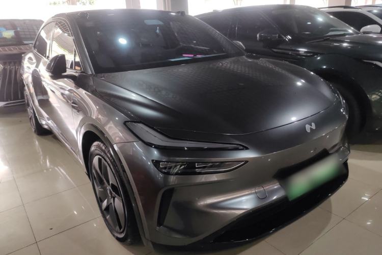 Used ONVO L60 2024 60 kWh Rear-Drive Version Front Right 45 Deg