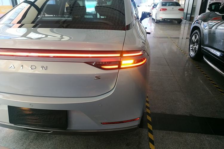 Used AION S Plus 2023 70 Enjoyment Edition Ternary Lithium