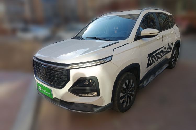 Used Baojun 530 2021 Global Car Anniversary Edition 1.5T Manual Luxury Model 6 Seats