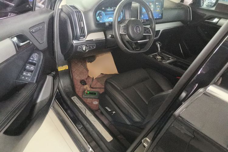 Used BYD Tang 2019 2.0T Automatic SmartConnect Luxury 7-Seater China VI Standard Driver Seat