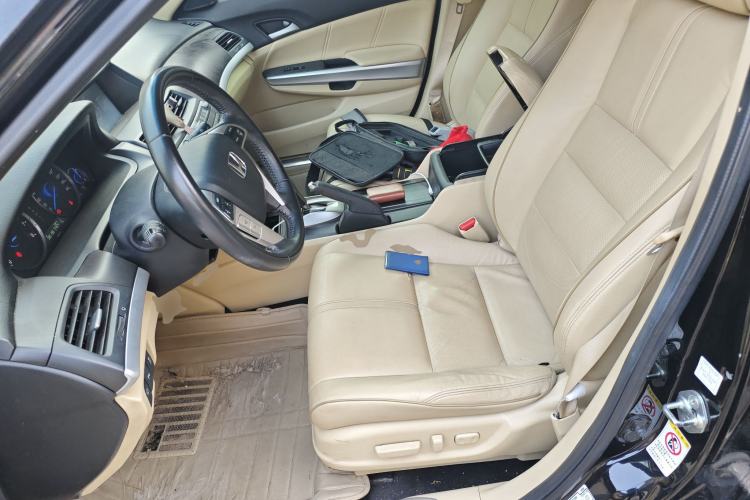 Used Honda Crosstour 2012 2.4L Luxury Edition Left Front Seat